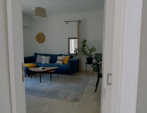 One-Bedroom Rooftop Apartment – Jabal Al-Weibdeh, Amman